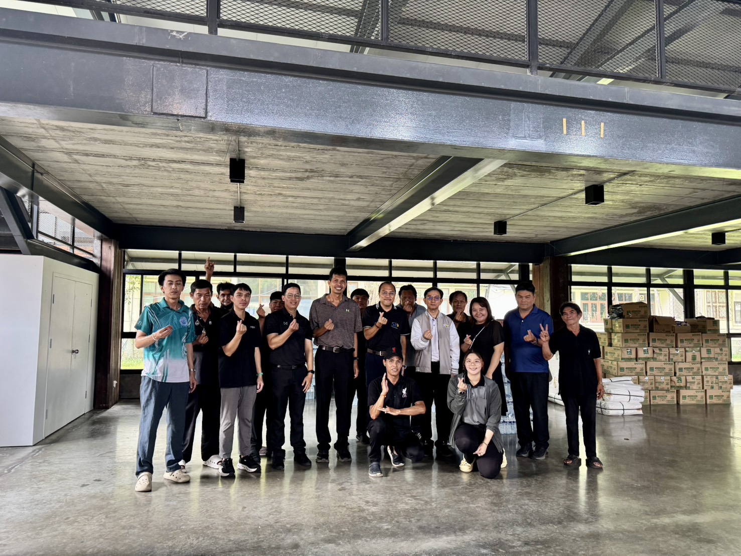 title - ส.ป.ก. ขอขอบคุณ กรมชลประทาน ที่มอบน้ำดื่มจำนวน 3,600 ขวด เพื่อสนับสนุนการนำไปช่วยเหลือผู้ประสบอุทกภัย
